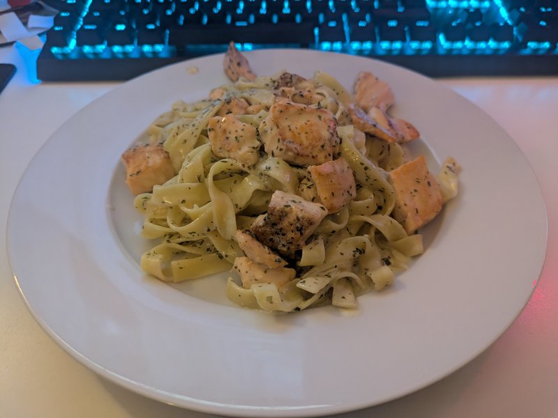 Tagliatelle al Salmone
